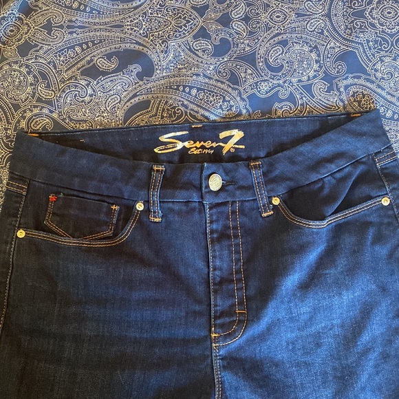 Seven 7 jeans Like New Dark wash jeans size 14 - Picture 2 of 10